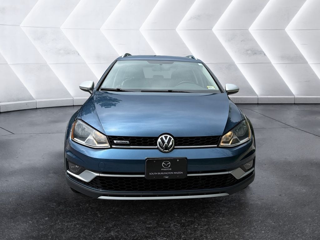 2017 Volkswagen Golf Alltrack Base