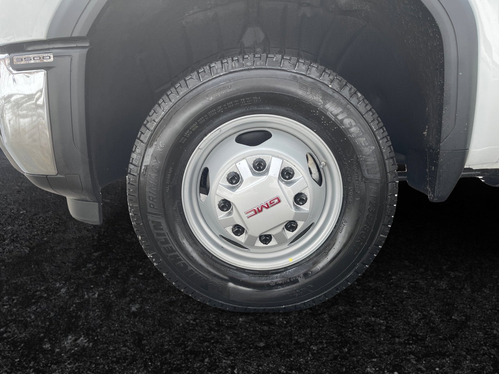 2026 GMC Sierra 3500 HD Chassis Cab Pro