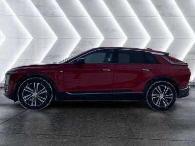 2024 Cadillac LYRIQ Luxury 2