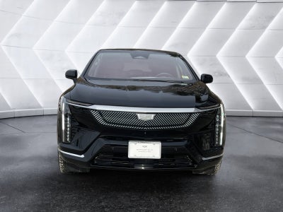 2025 Cadillac OPTIQ Luxury 2