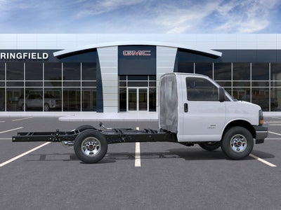 2026 GMC Savana Cutaway 3500 1WT