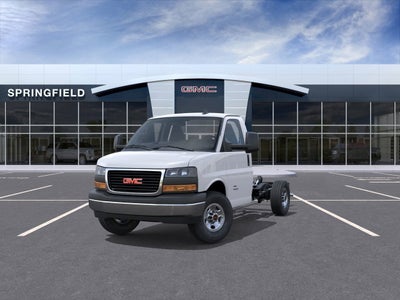 2026 GMC Savana Cutaway 3500 1WT