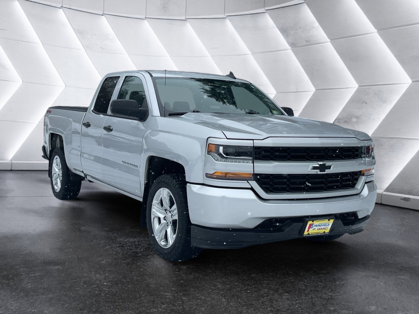 2018 Chevrolet Silverado 1500 Custom