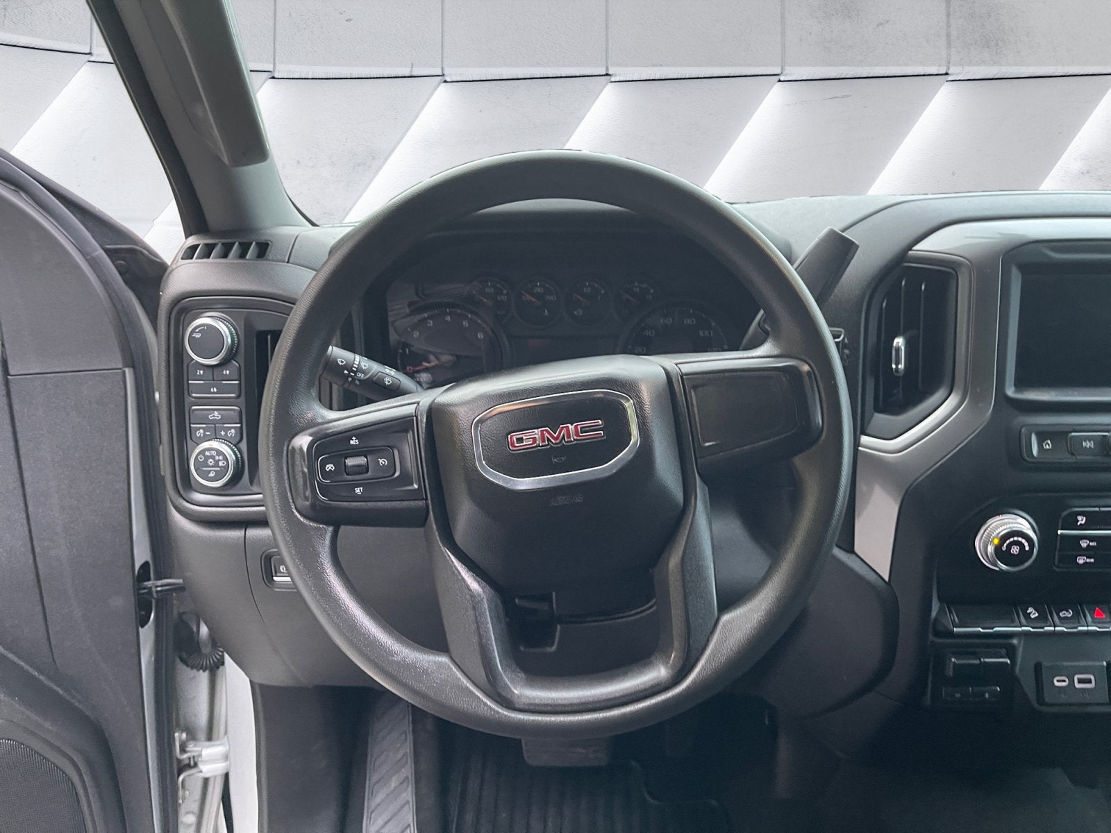 2023 GMC Sierra 3500 HD Pro