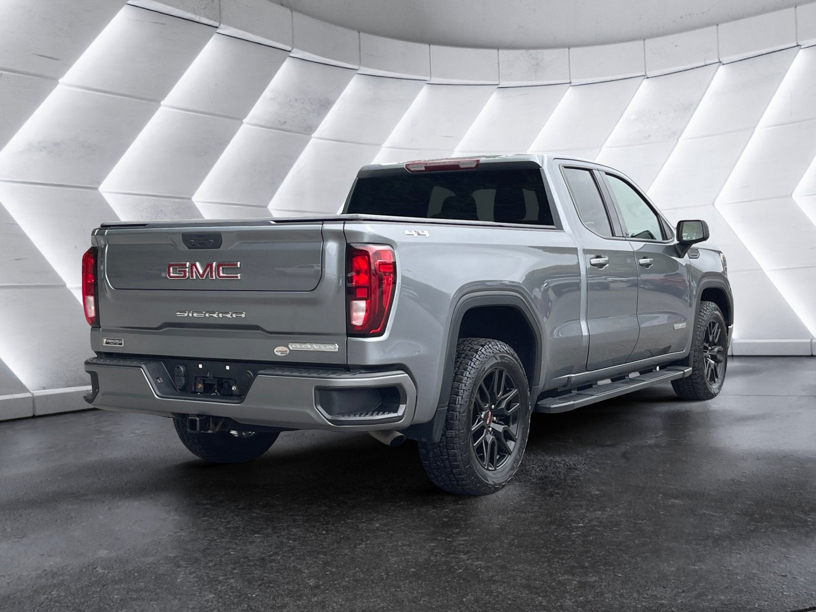 2022 GMC Sierra 1500 Limited Elevation