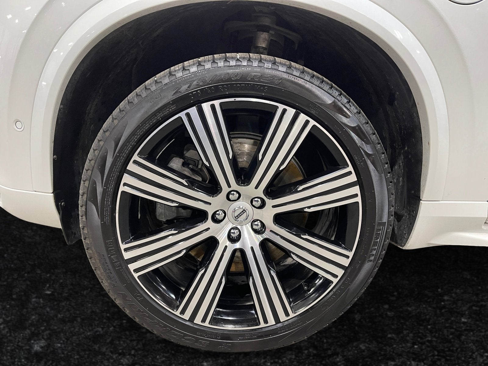 2024 Volvo XC90 Recharge Plug-In Hyb Ultimate Bright Theme