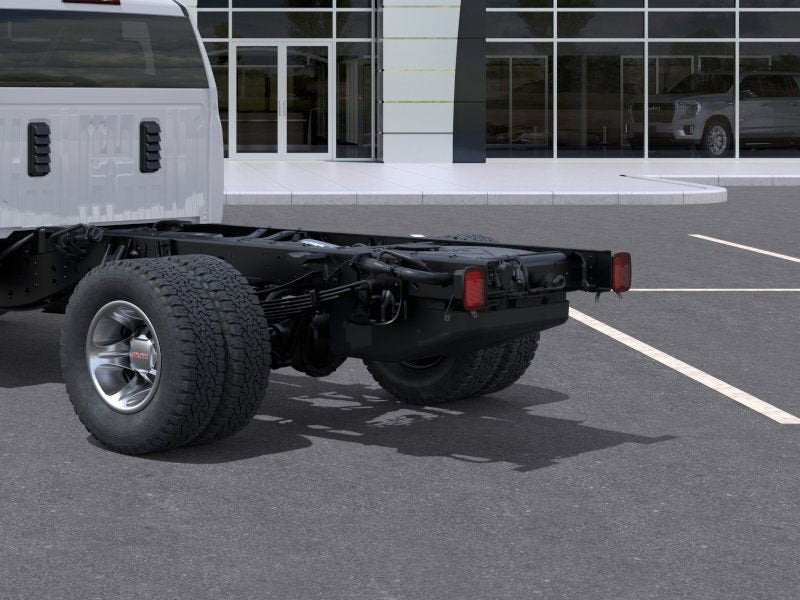 2026 GMC Sierra 3500 HD Chassis Cab Pro