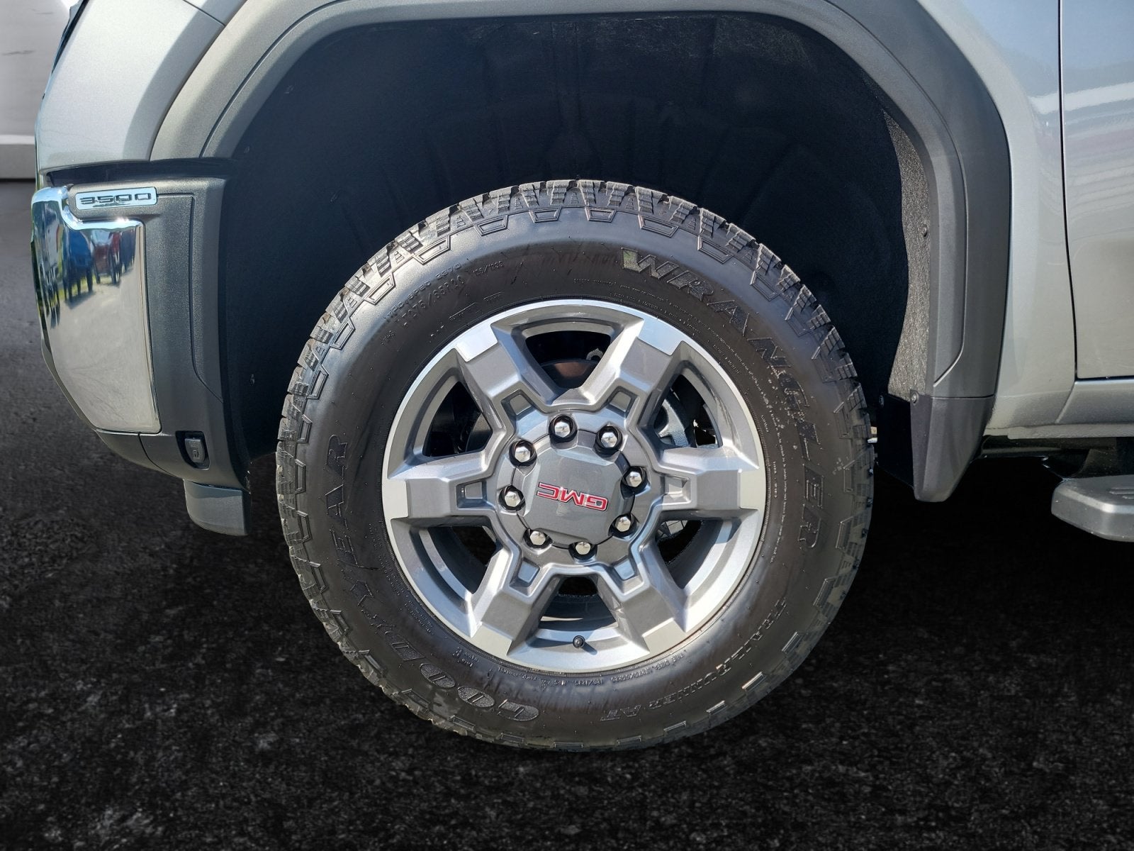 2026 GMC Sierra 3500 HD SLE