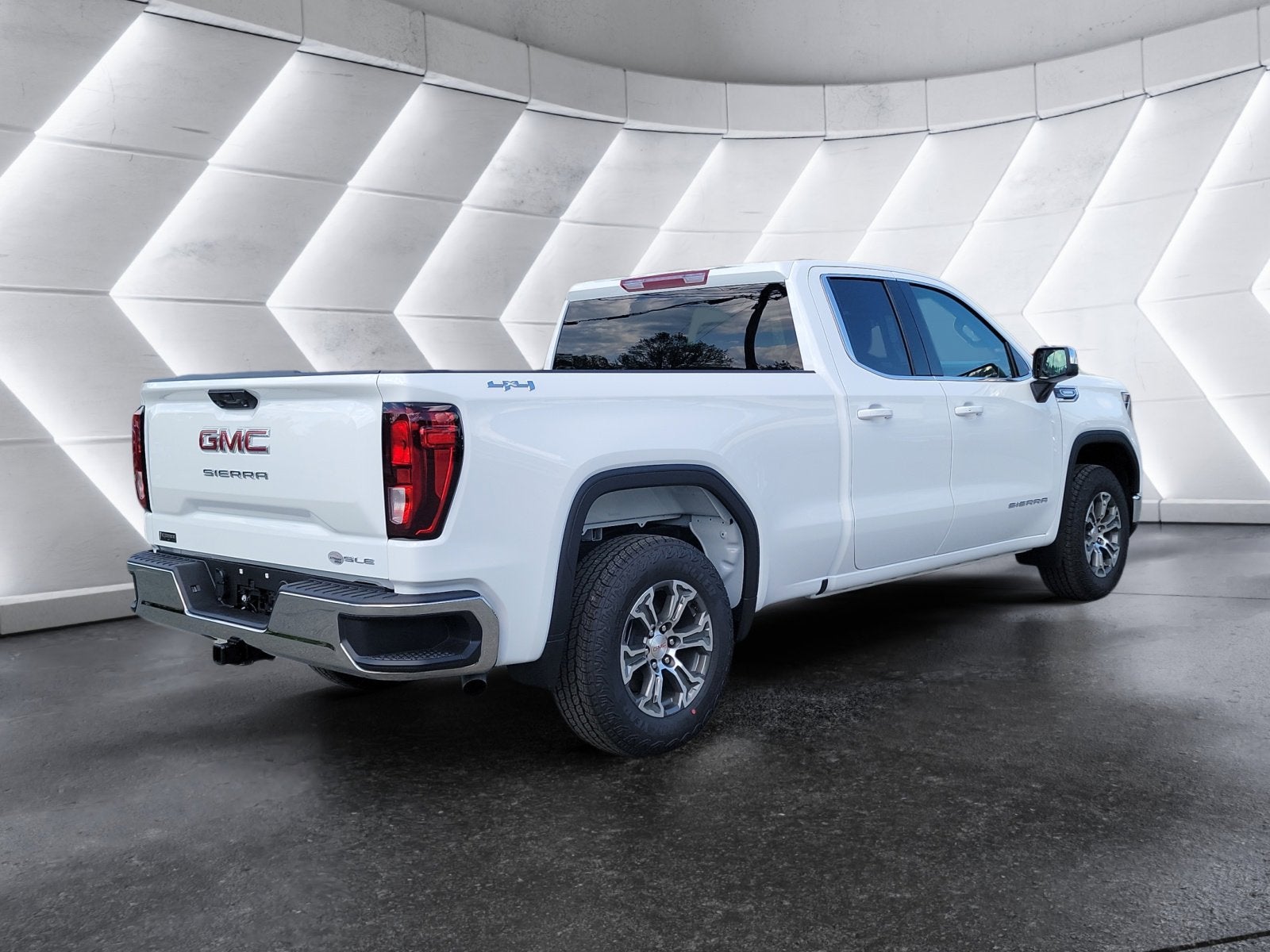 2026 GMC Sierra 1500 SLE