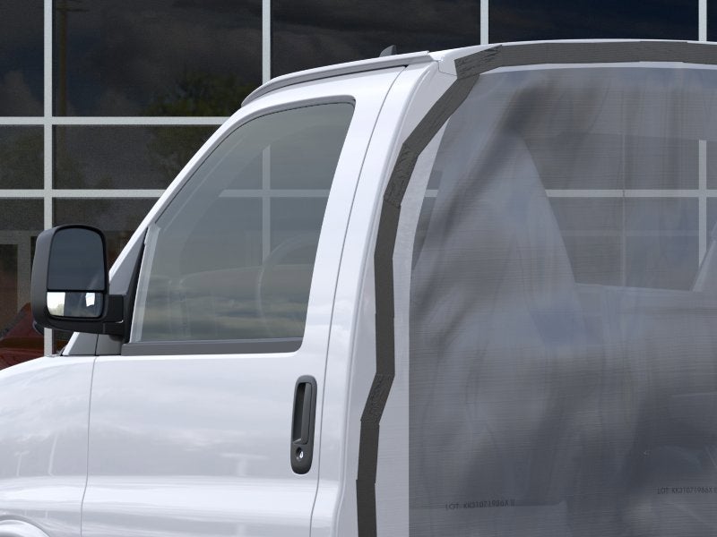 2026 GMC Savana Cutaway 3500 1WT