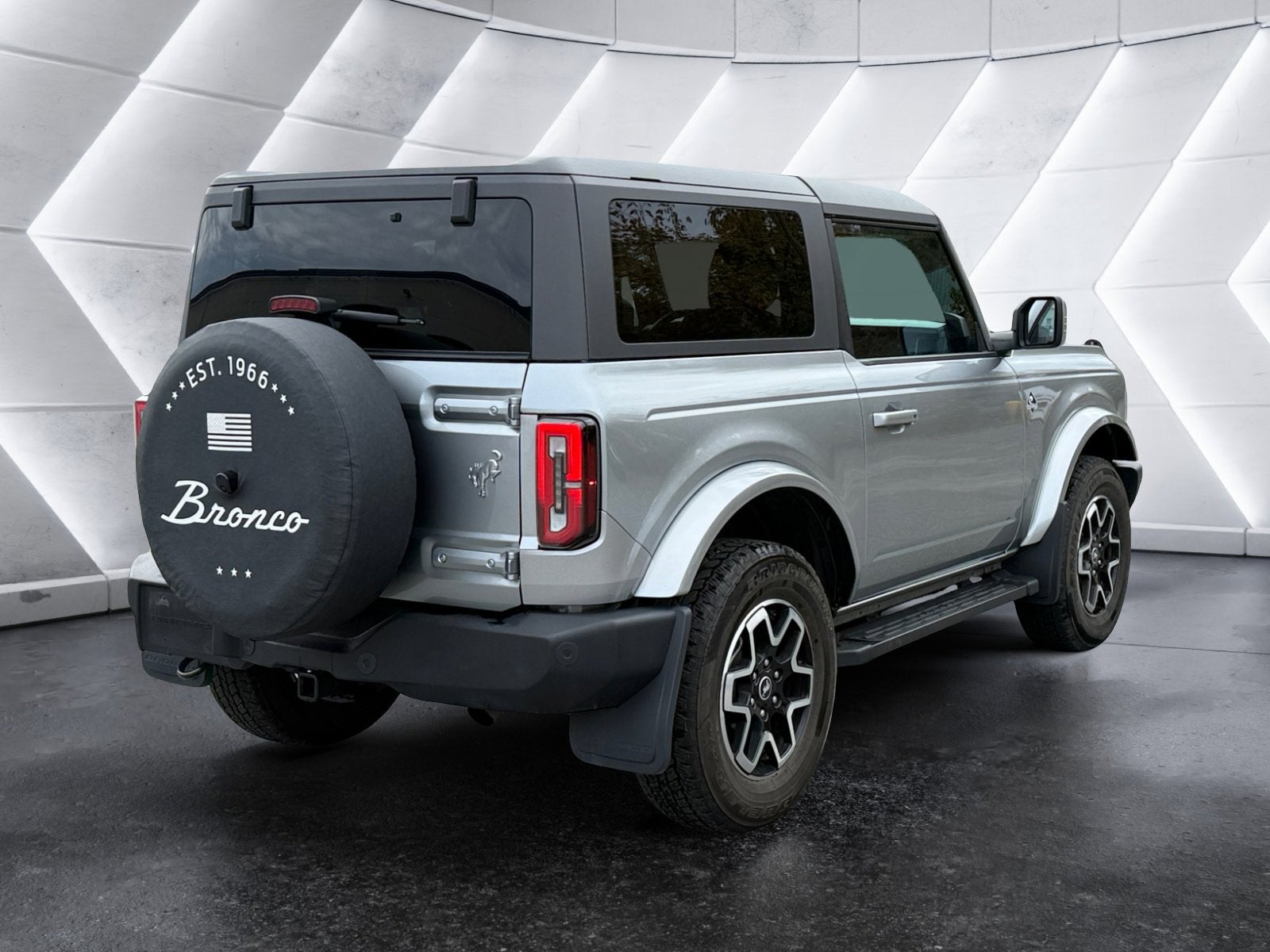2023 Ford Bronco Base