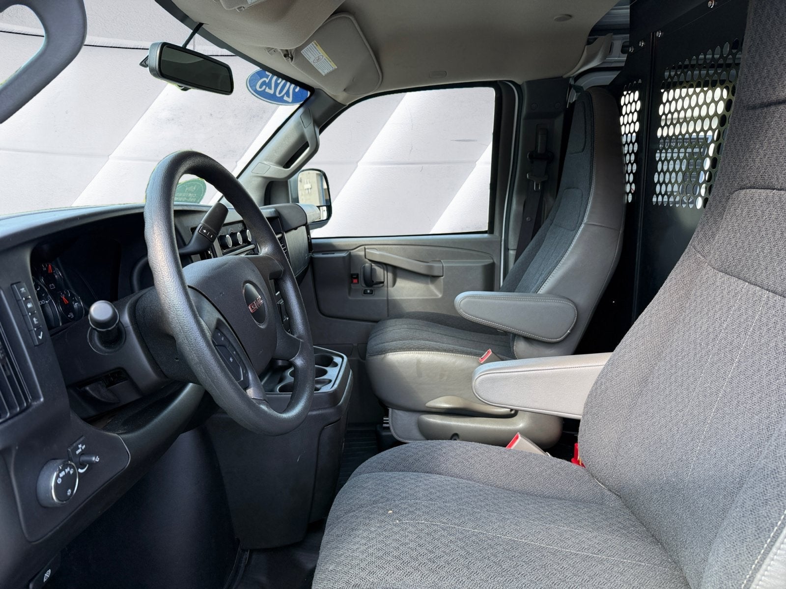 2025 GMC Savana Cargo Work Van