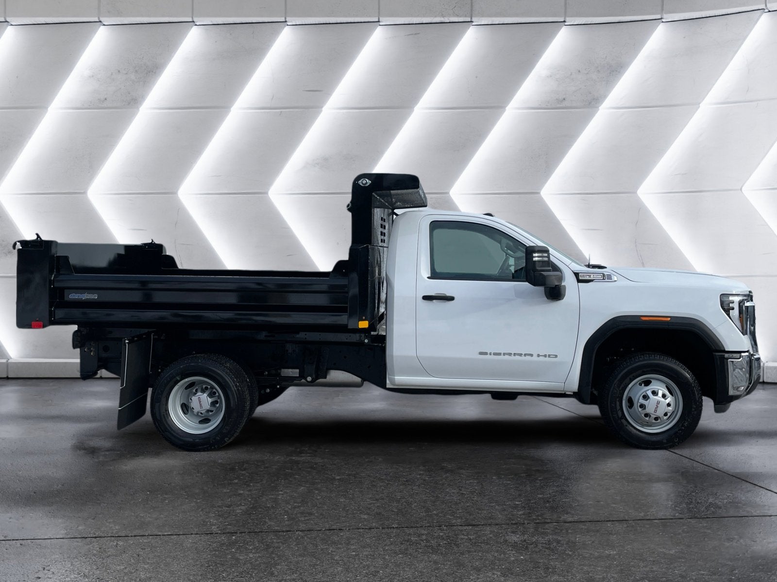 2026 GMC Sierra 3500 HD Chassis Cab Pro
