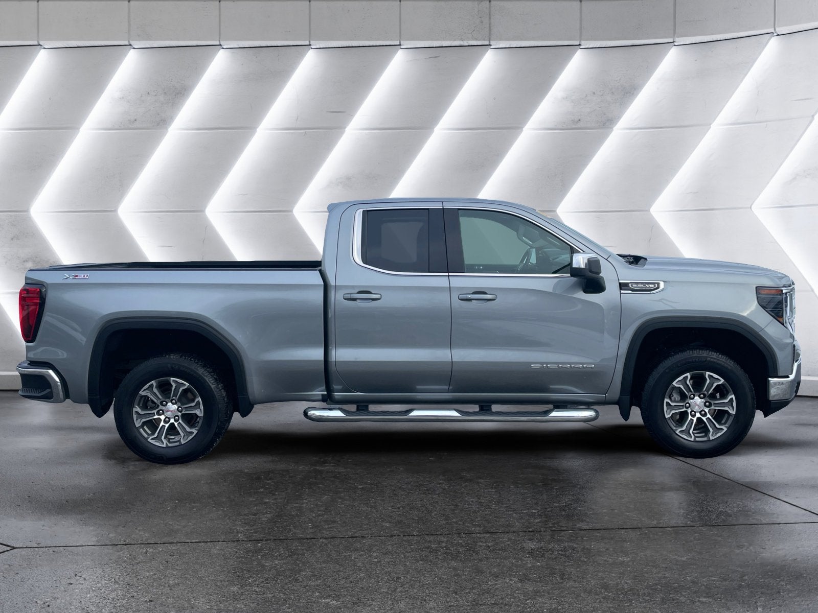 2023 GMC Sierra 1500 SLE