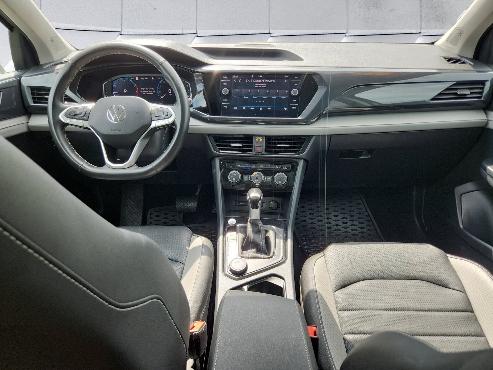 2024 Volkswagen Taos SEL