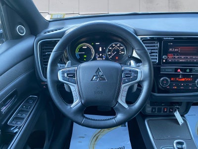 2019 Mitsubishi Outlander PHEV Base