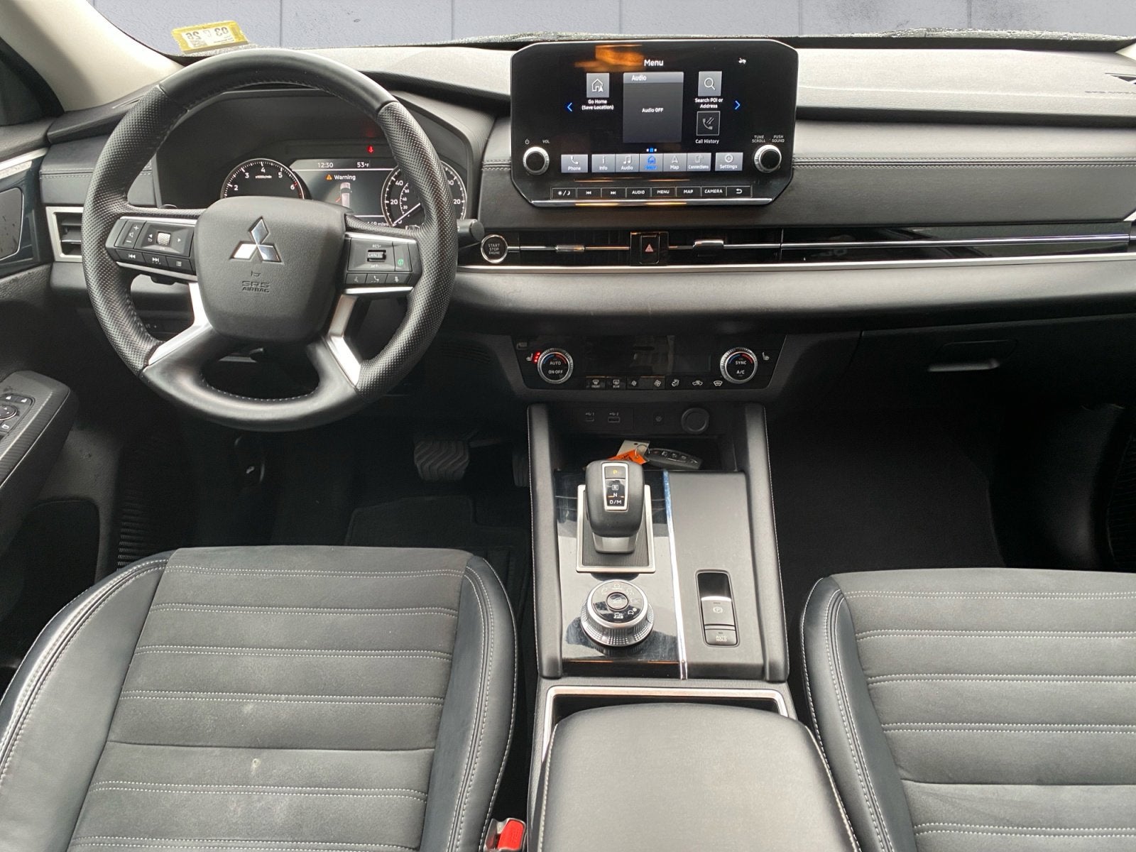 2022 Mitsubishi Outlander Base