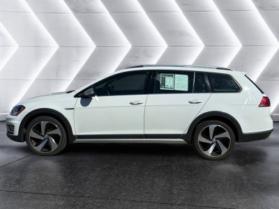 2017 Volkswagen Golf Alltrack Base